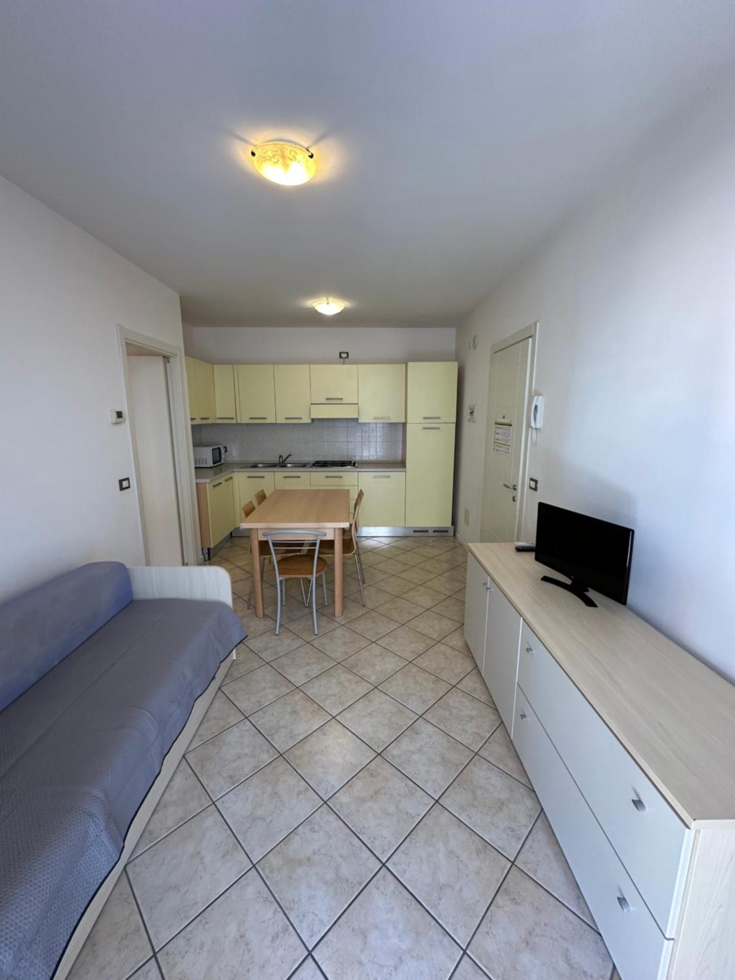 Residence Stefania - Agenzia Cocal Caorle Eksteriør billede